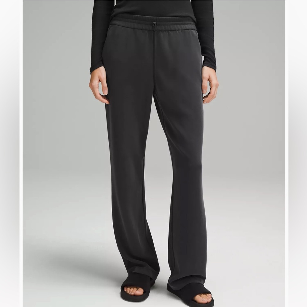 Lululemon Softstreme High-Rise Pant Regular